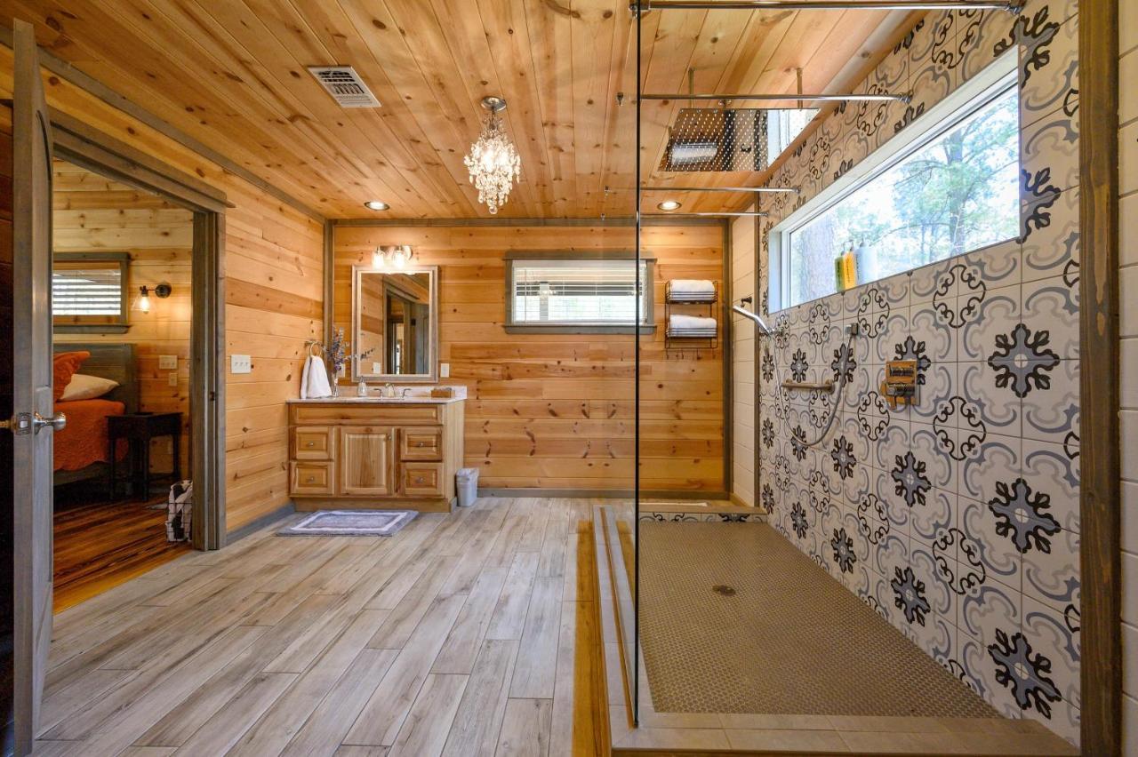 Convenient Romantic Hot Tub Bbq 3-Night Special! Брокен-Боу Экстерьер фото